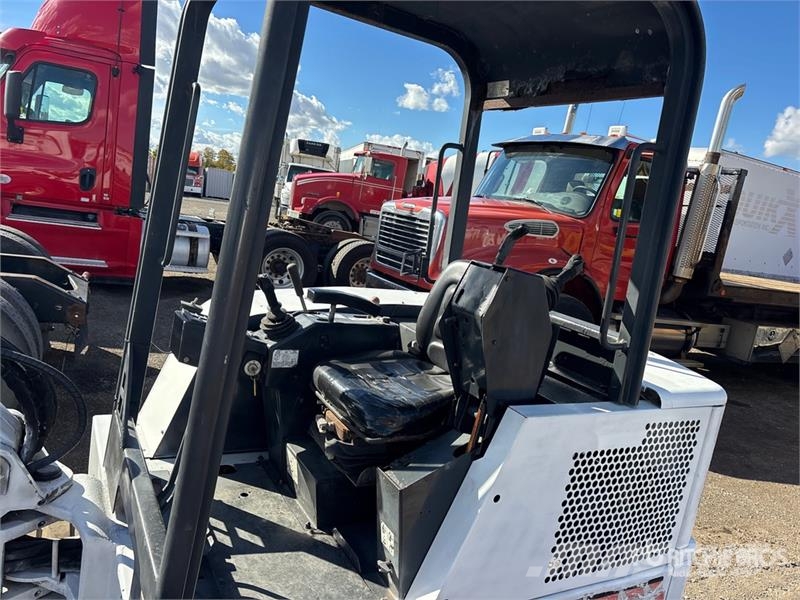 Bobcat 331 Mini bageri < 7t