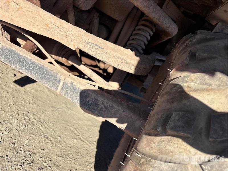 Bobcat 3600 4x4 Side By Side (Inoperable) Samochody osobowe