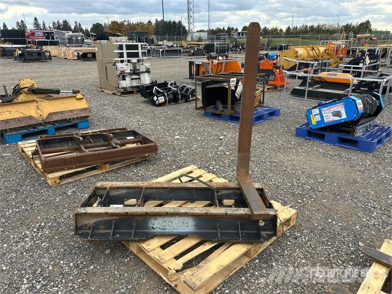 Bobcat 47 in Skid Steer Forks Fourche