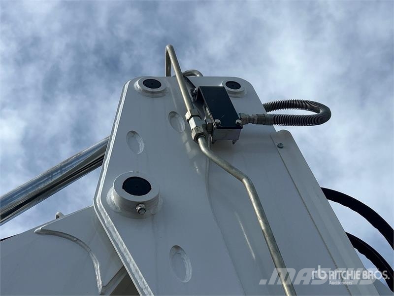 Bobcat B760 Terne