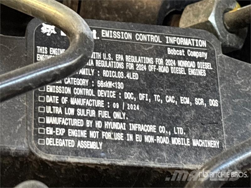 Bobcat B760 バックホーローダー