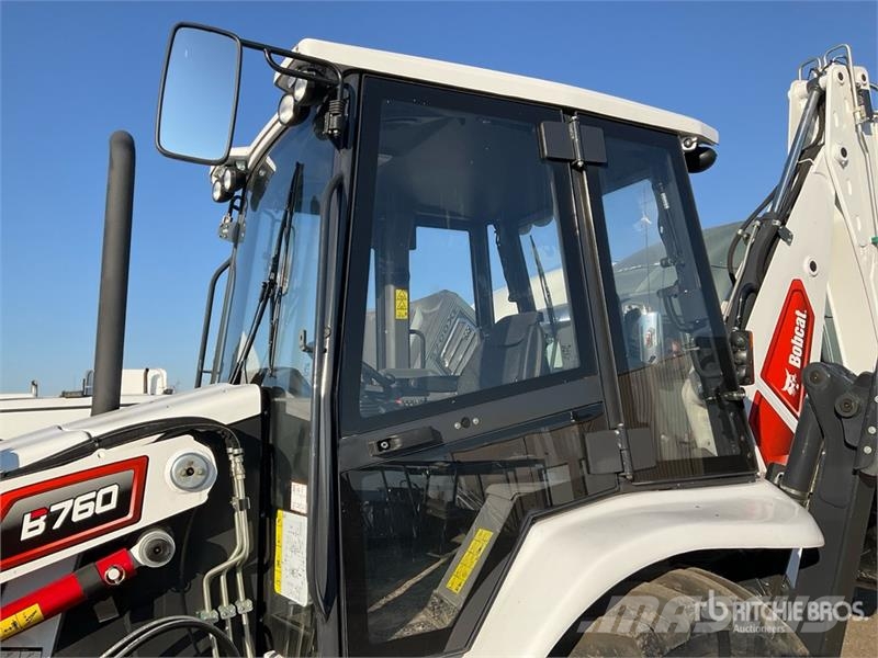 Bobcat B760 لوادر ذات جرافات عكسية