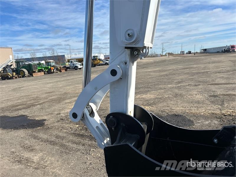 Bobcat B760 Kotrórakodók