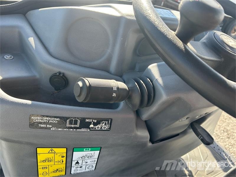 Bobcat B760 Terne