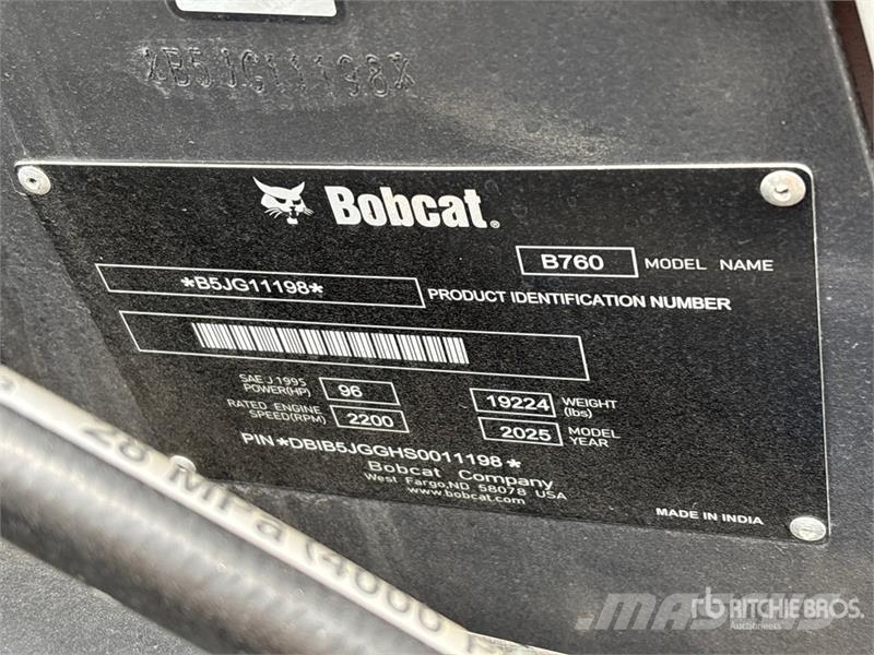 Bobcat B760 لوادر ذات جرافات عكسية