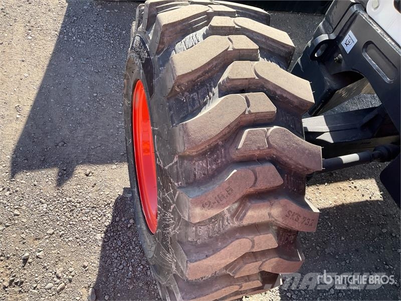 Bobcat B760 Kotrórakodók
