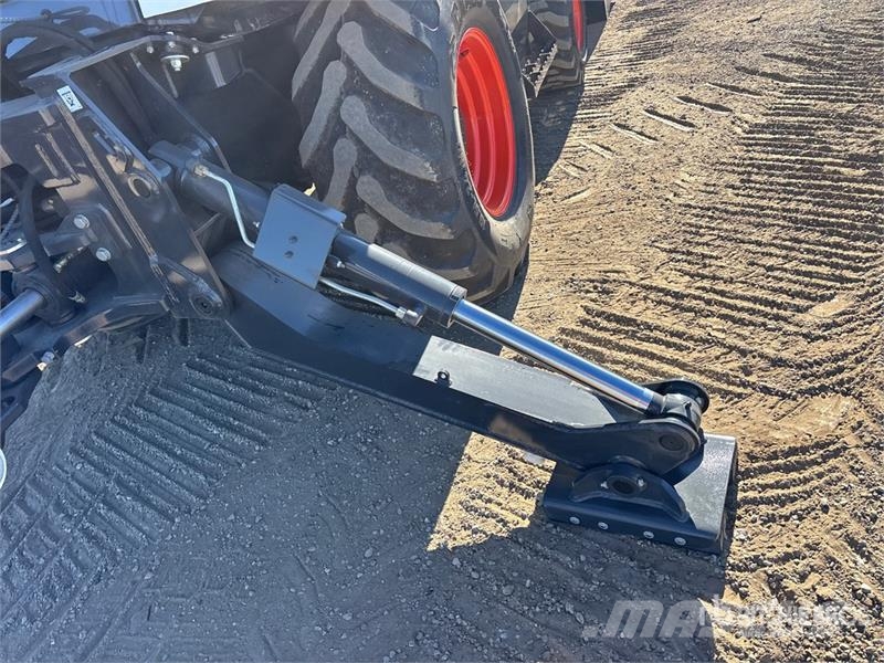 Bobcat B760 バックホーローダー