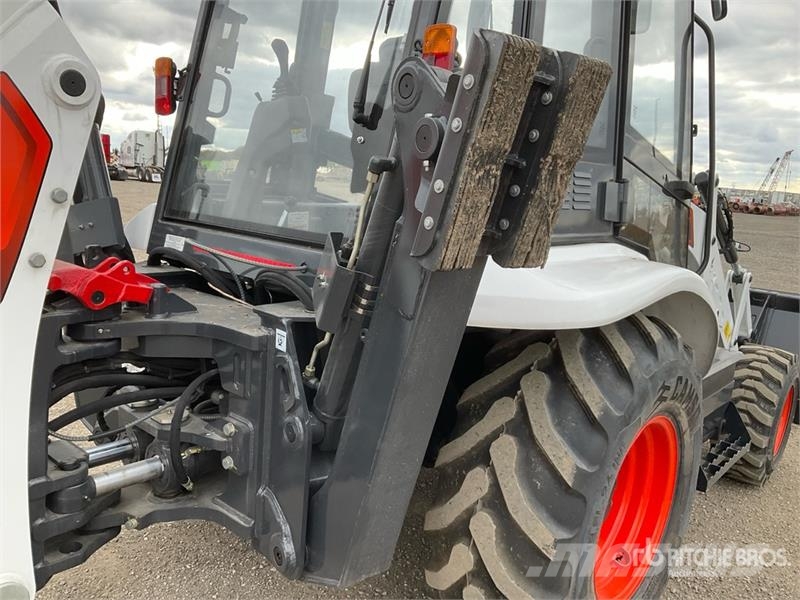 Bobcat B760 لوادر ذات جرافات عكسية