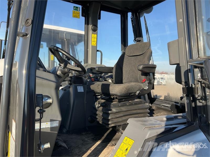 Bobcat B760 Kotrórakodók