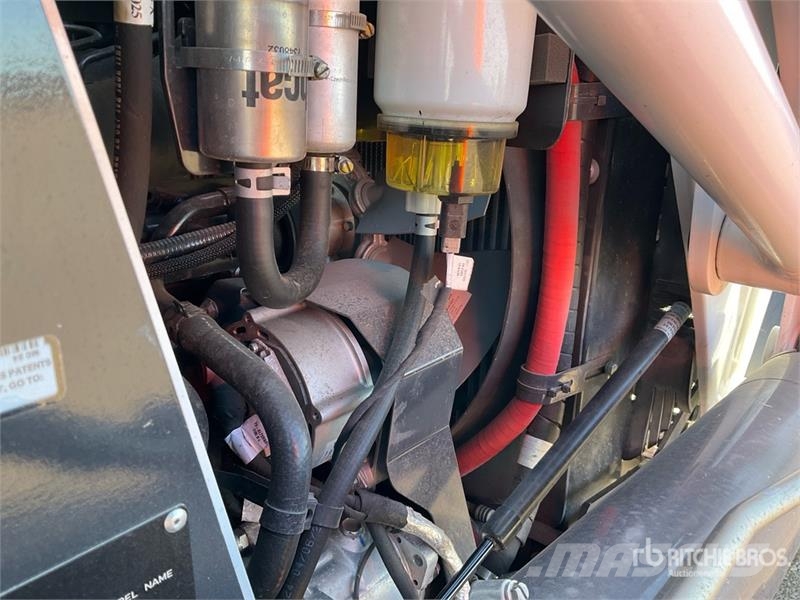 Bobcat B760 Kotrórakodók