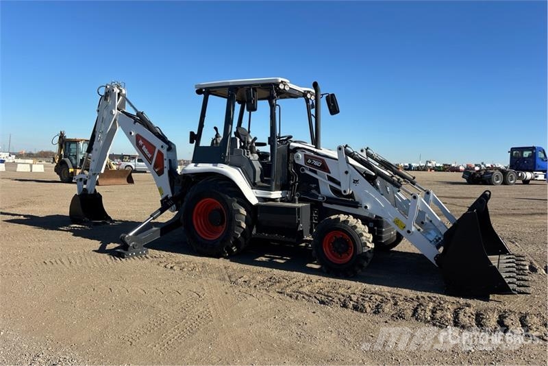 Bobcat B760 バックホーローダー