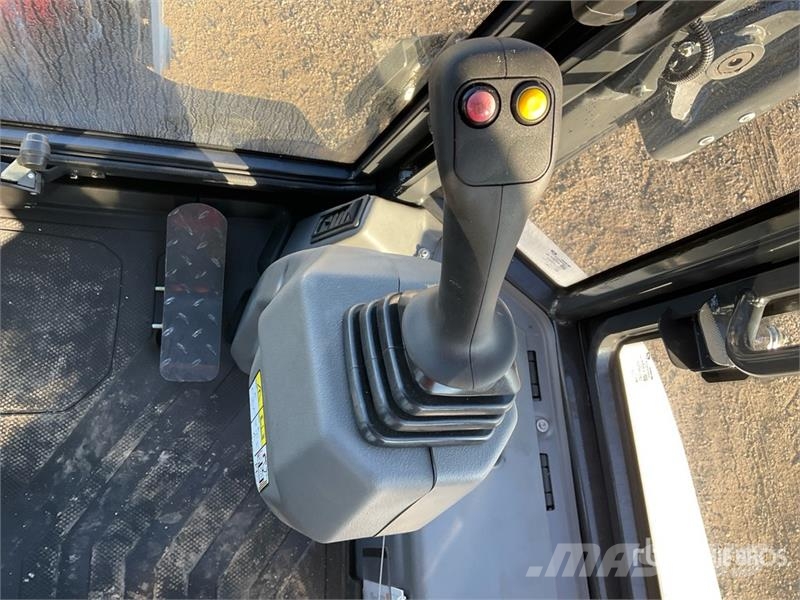 Bobcat B760 Kotrórakodók