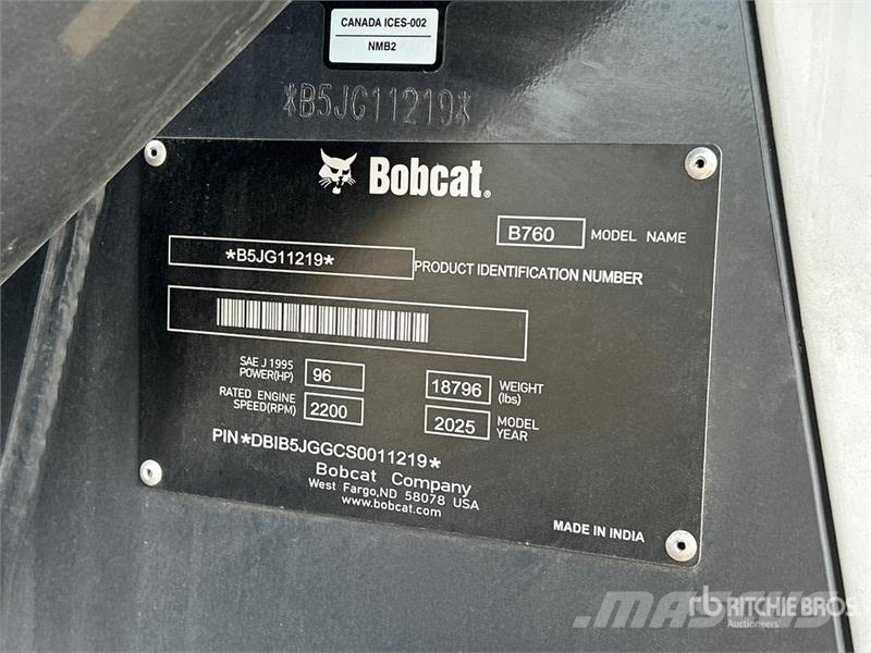 Bobcat B760 Tractopelle