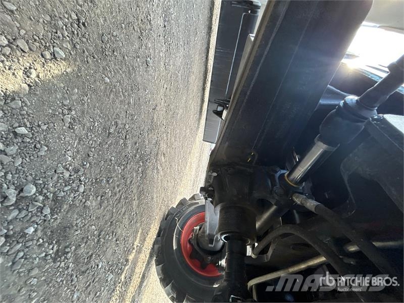 Bobcat B760 Terne
