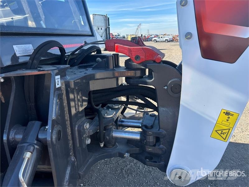 Bobcat B760 Kotrórakodók