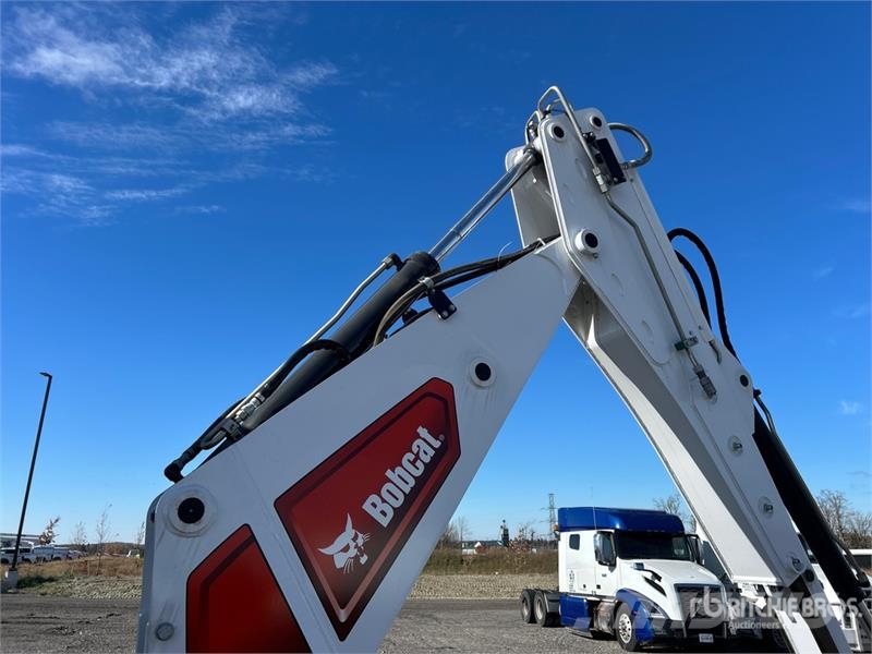 Bobcat B760 Kotrórakodók