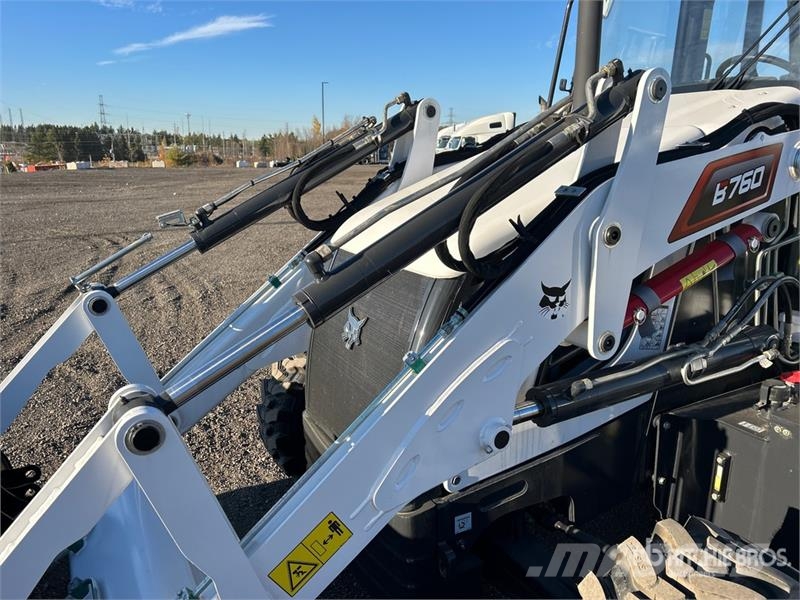 Bobcat B760 لوادر ذات جرافات عكسية