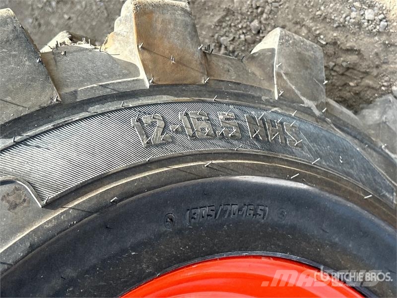 Bobcat B760 Terne