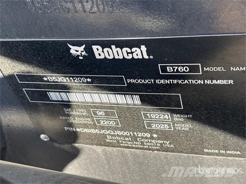 Bobcat B760 バックホーローダー