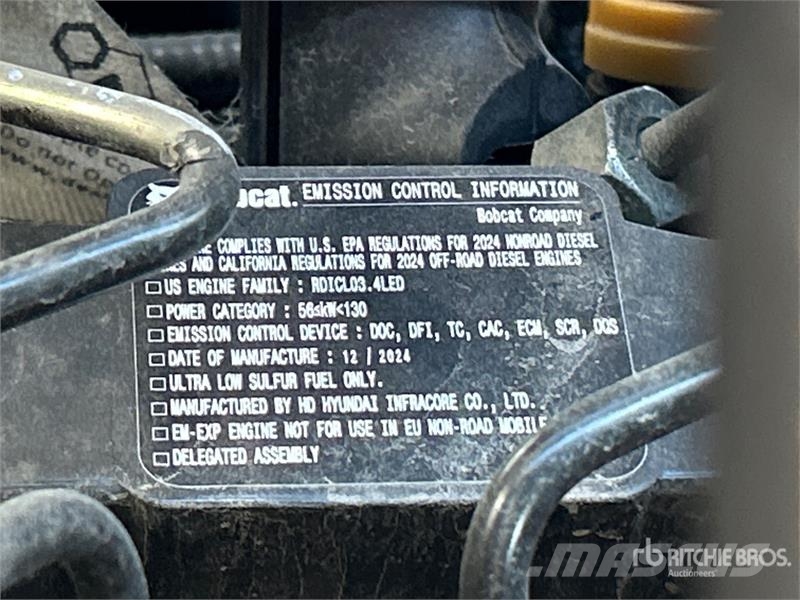 Bobcat B760 Tractopelle