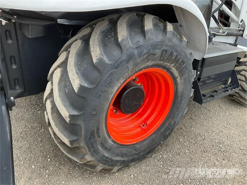 Bobcat B760 لوادر ذات جرافات عكسية