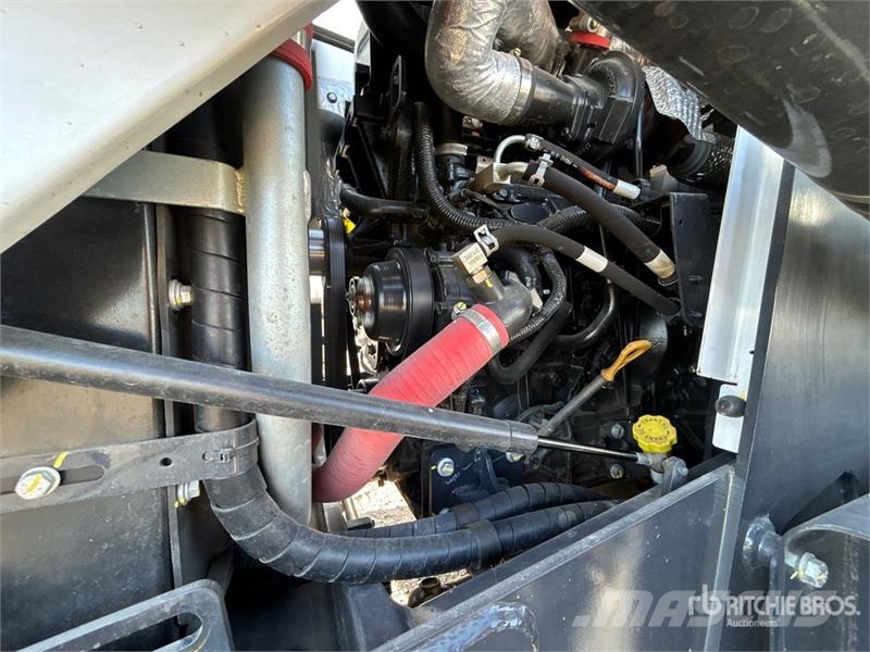 Bobcat B760 Terne