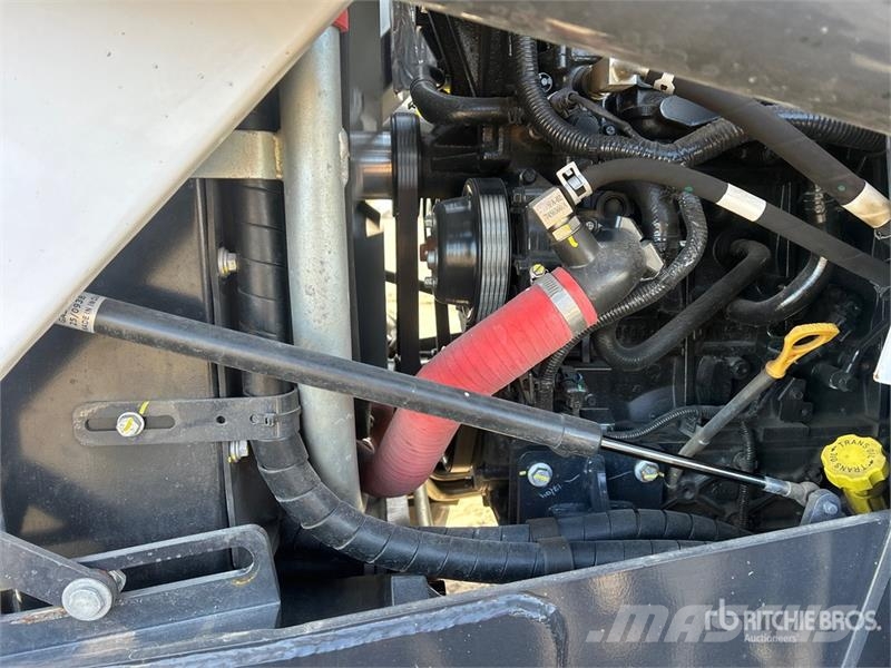 Bobcat B760 Terne