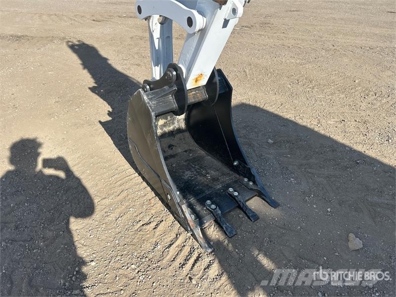 Bobcat B760 Terne