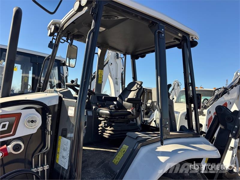 Bobcat B760 バックホーローダー