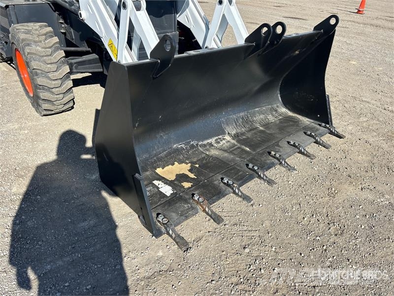 Bobcat B760 Tractopelle