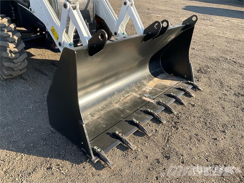 Bobcat B760 لوادر ذات جرافات عكسية