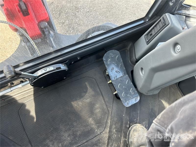 Bobcat B760 Terne