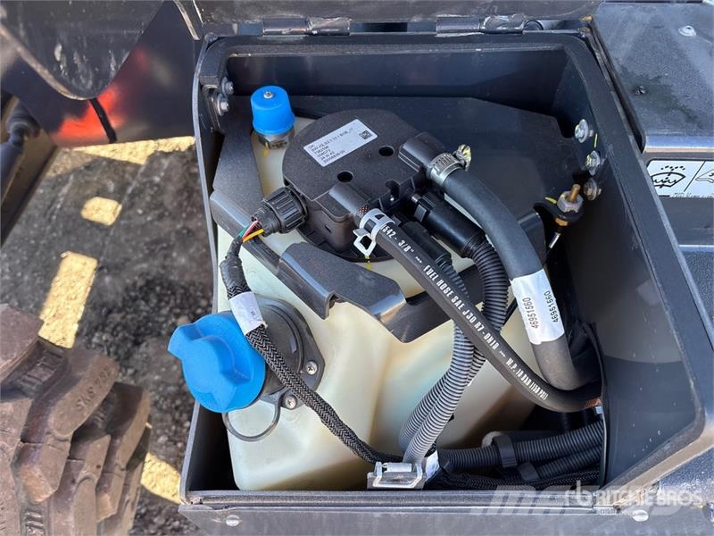 Bobcat B760 バックホーローダー