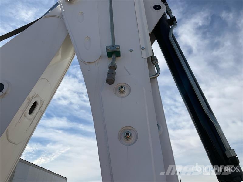 Bobcat B760 Terne