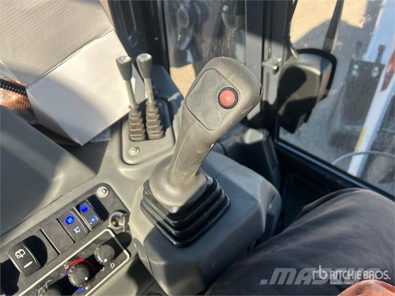 Bobcat B760 Kotrórakodók