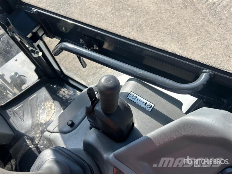 Bobcat B760 Kotrórakodók