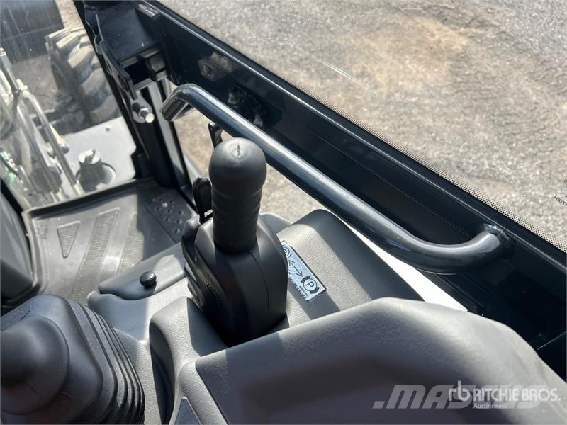 Bobcat B760 Terne