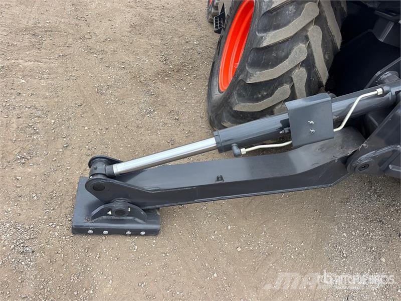 Bobcat B760 لوادر ذات جرافات عكسية