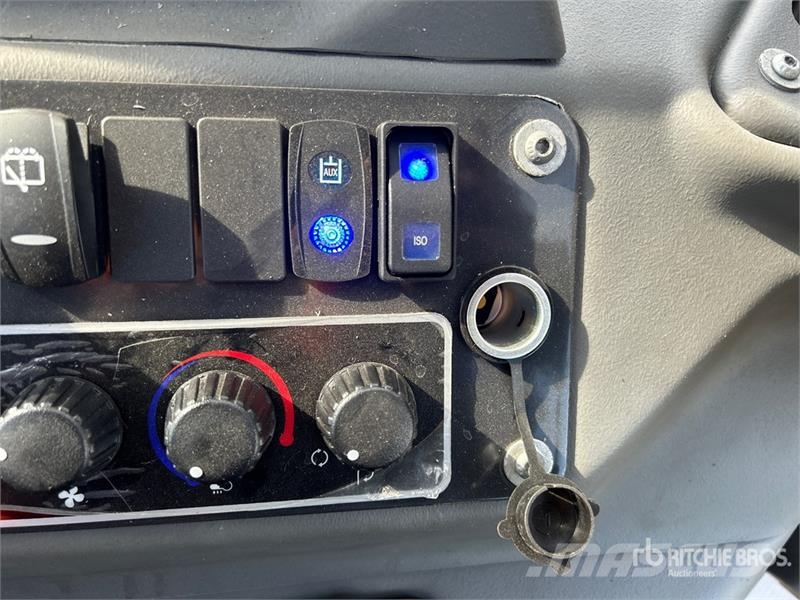 Bobcat B760 Terne