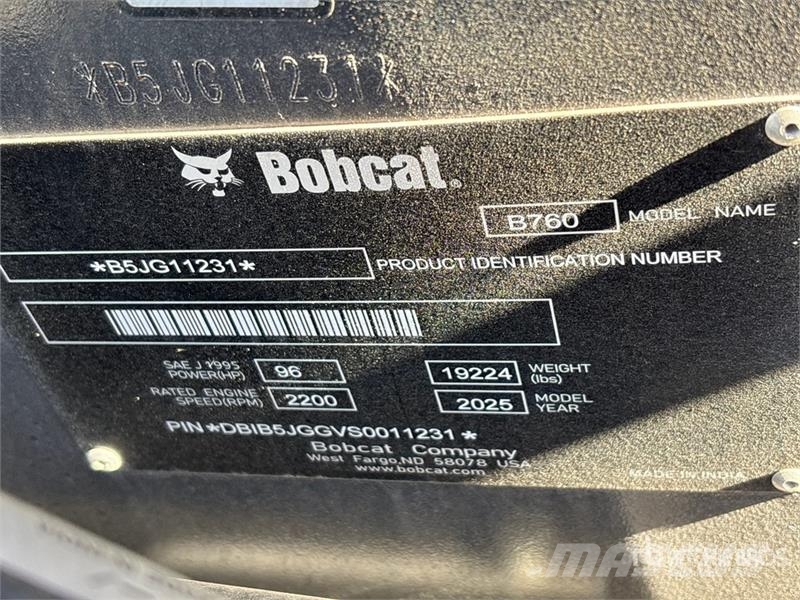 Bobcat B760 バックホーローダー