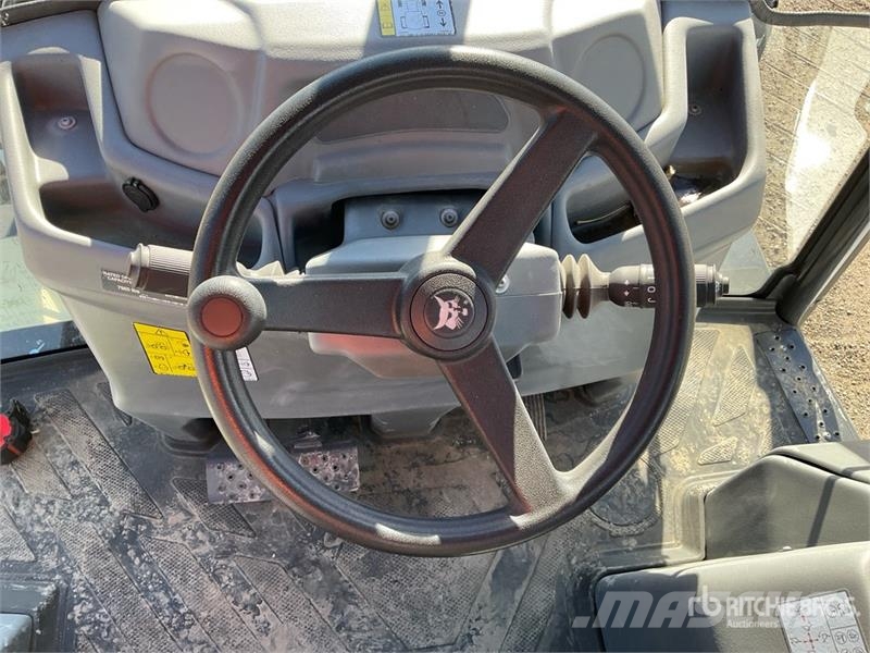 Bobcat B760 Kotrórakodók