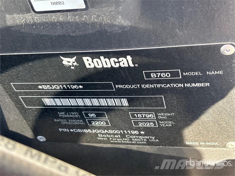 Bobcat B760 バックホーローダー