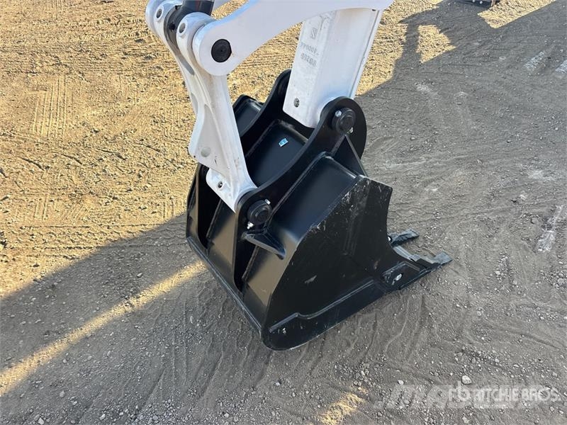 Bobcat B767 4x4 Backhoe Loader (Unused) Kotrórakodók