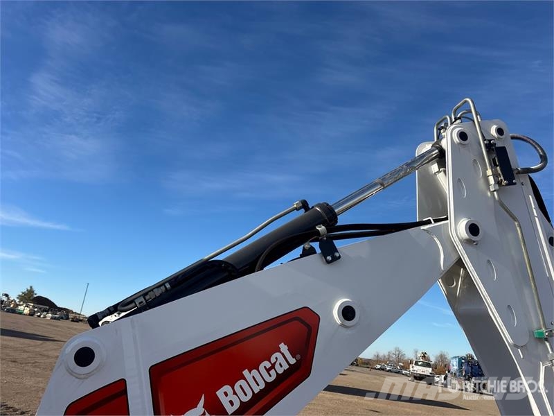 Bobcat B767 4x4 Backhoe Loader (Unused) Kotrórakodók