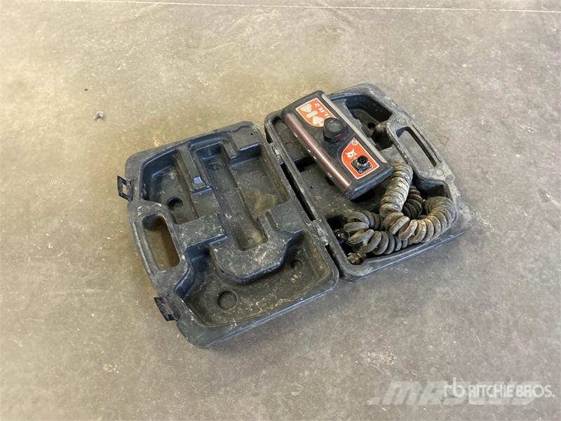 Bobcat BLR2 Laser Receiver Instrumenti, merilna in avtomatizacijska oprema