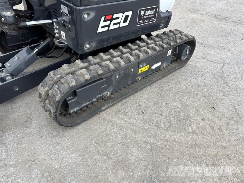 Bobcat E20 Mini excavators < 7t