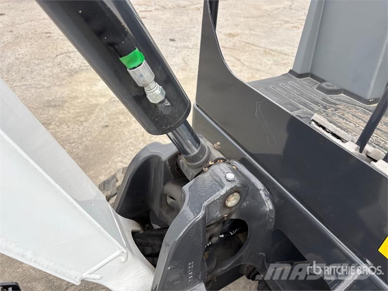 Bobcat E20 Mini excavators < 7t