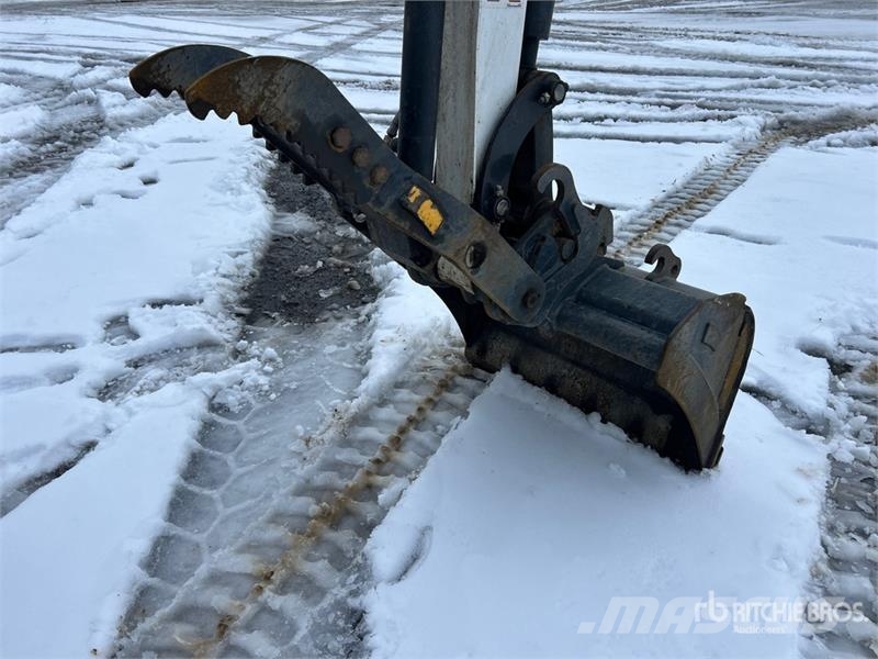 Bobcat E26 Mini excavators < 7t
