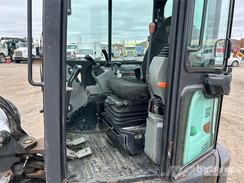 Bobcat E32 Mini excavators < 7t