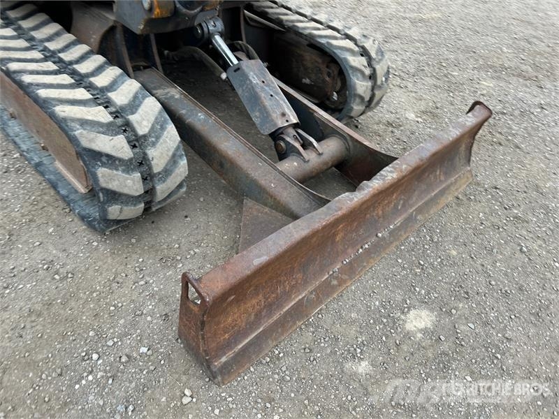 Bobcat E32 Mini excavators < 7t
